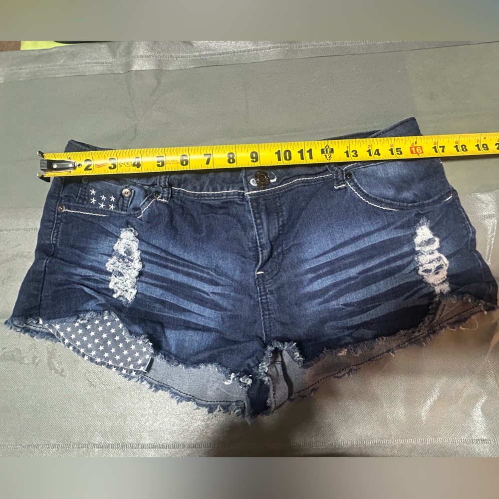 Rue21 Dark Blue Distressed Denim Shorts with Star & Stripes peep pockets